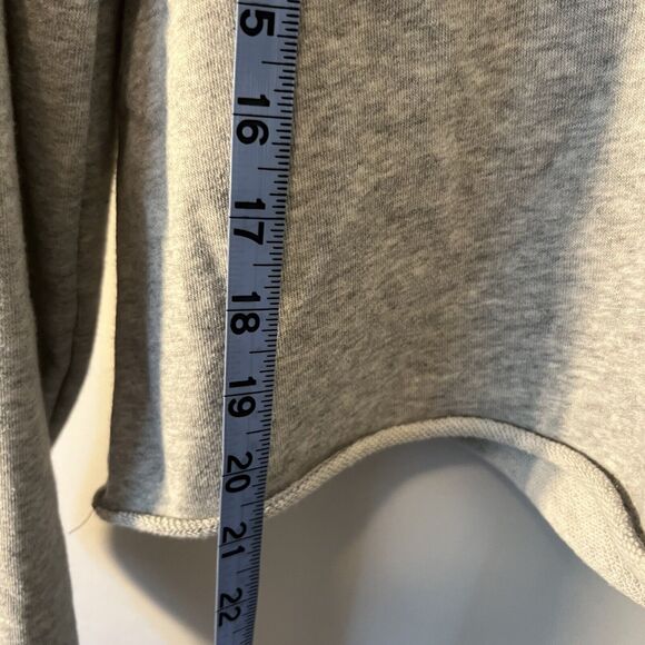 Champion Womens Cropped Gray Hoodie Sweatshirt Rainbow Size Medium - Picture 8 of 9